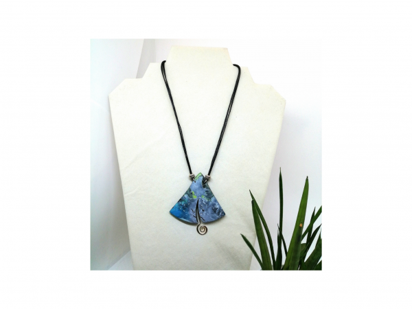 Collier en argile polymère